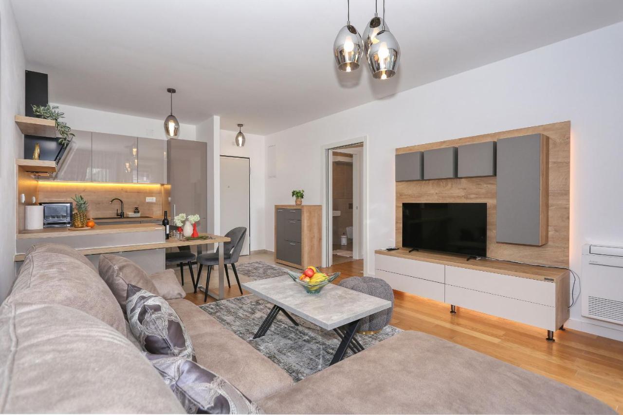 Apartments Luna With Free Parking Задар Экстерьер фото