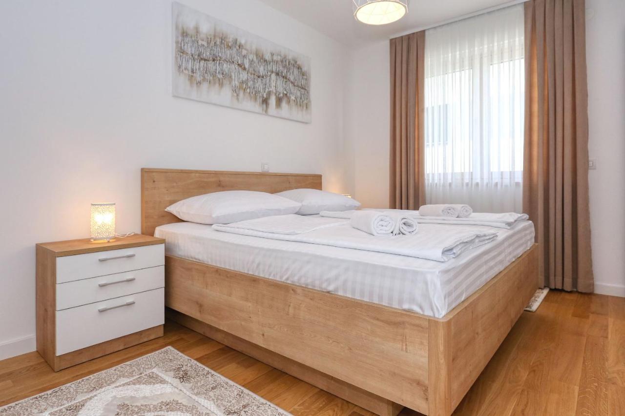 Apartments Luna With Free Parking Задар Экстерьер фото