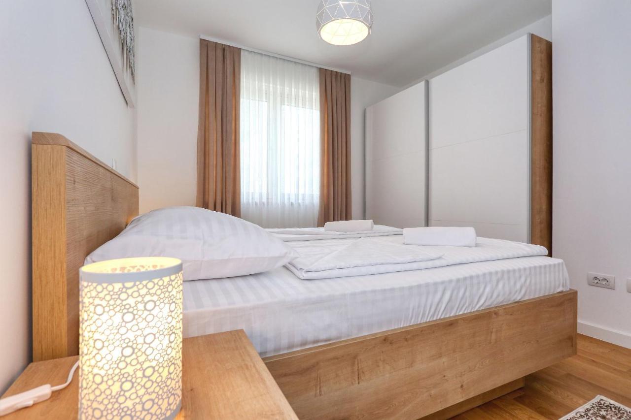Apartments Luna With Free Parking Задар Экстерьер фото